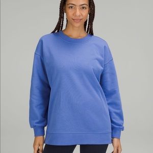 Lululemon perfectly oversized crew- black print